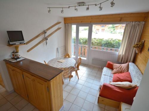 Holiday Home Residence Atray I Hotel Description