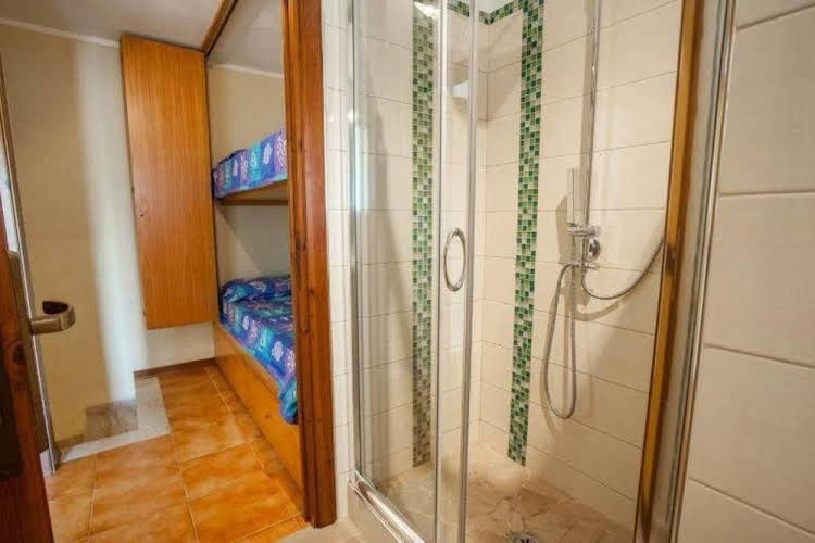 Strelitzia Holiday House 