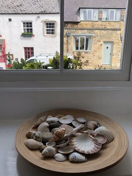 The Sun Inn Alnmouth ( سان این آلنموت) Guestroom View