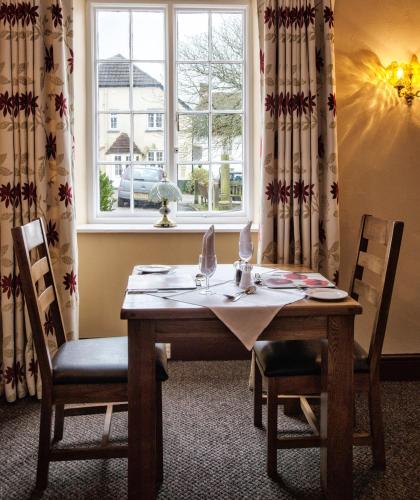 Half Moon Inn 