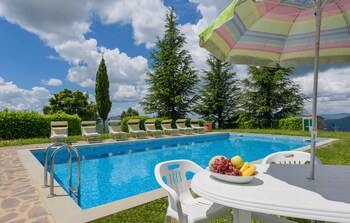 Agriturismo Casa Passerini A Firenze Outdoor Pool