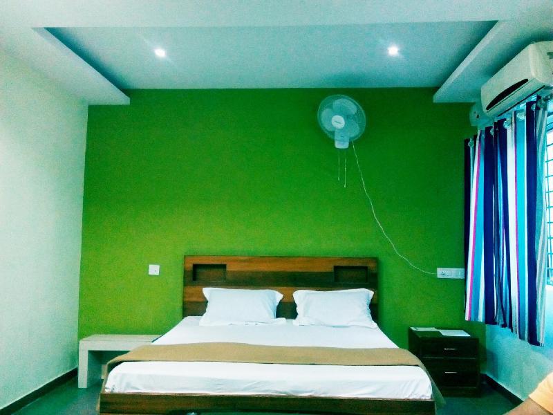 Hotel Vns Lodging & Boarding 