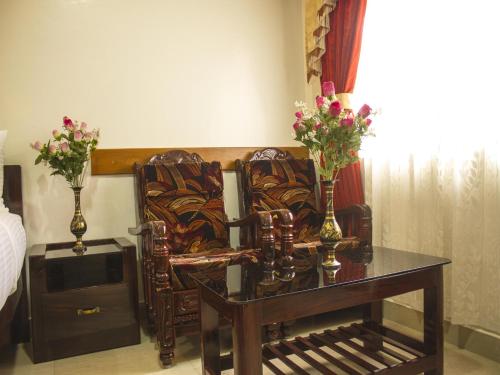 Oyo 3217 Kurinji Residency 