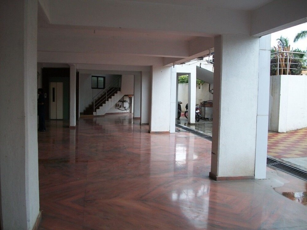 Hotel Yashraj Inn Interior Detail