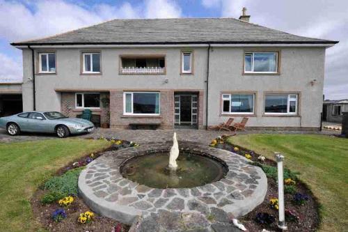 Sandwick Bay Guest House 
