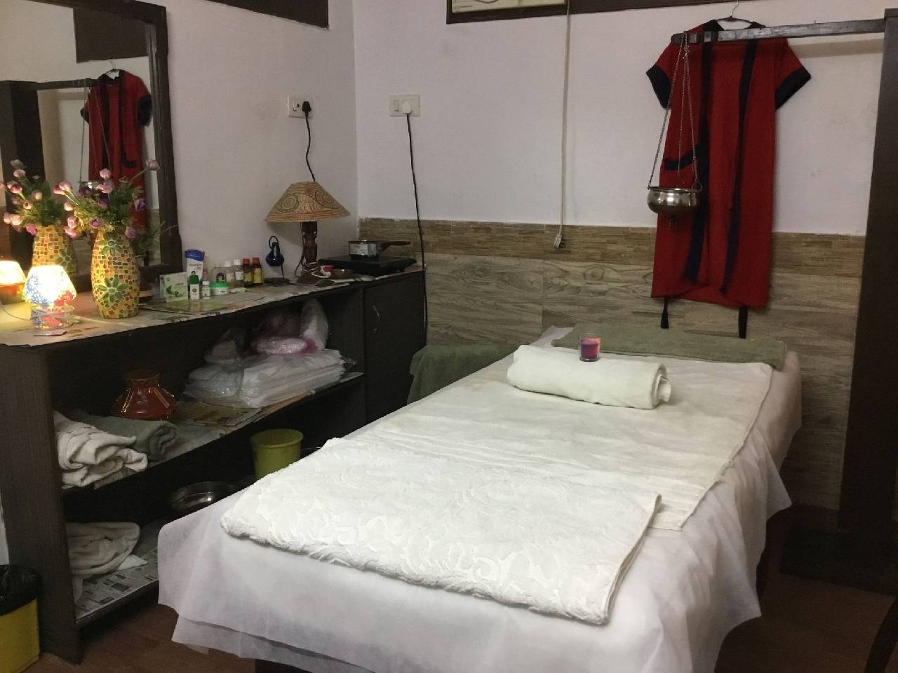 Hotel Ganesha Inn 