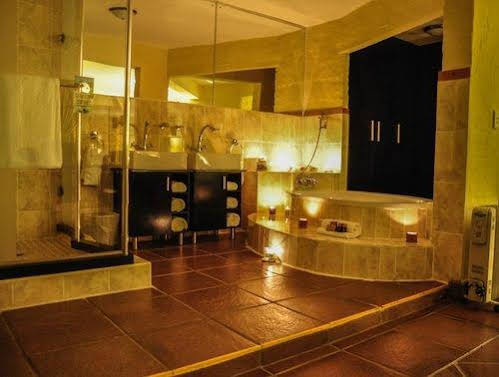 Vaalnest Boutique Hotel 