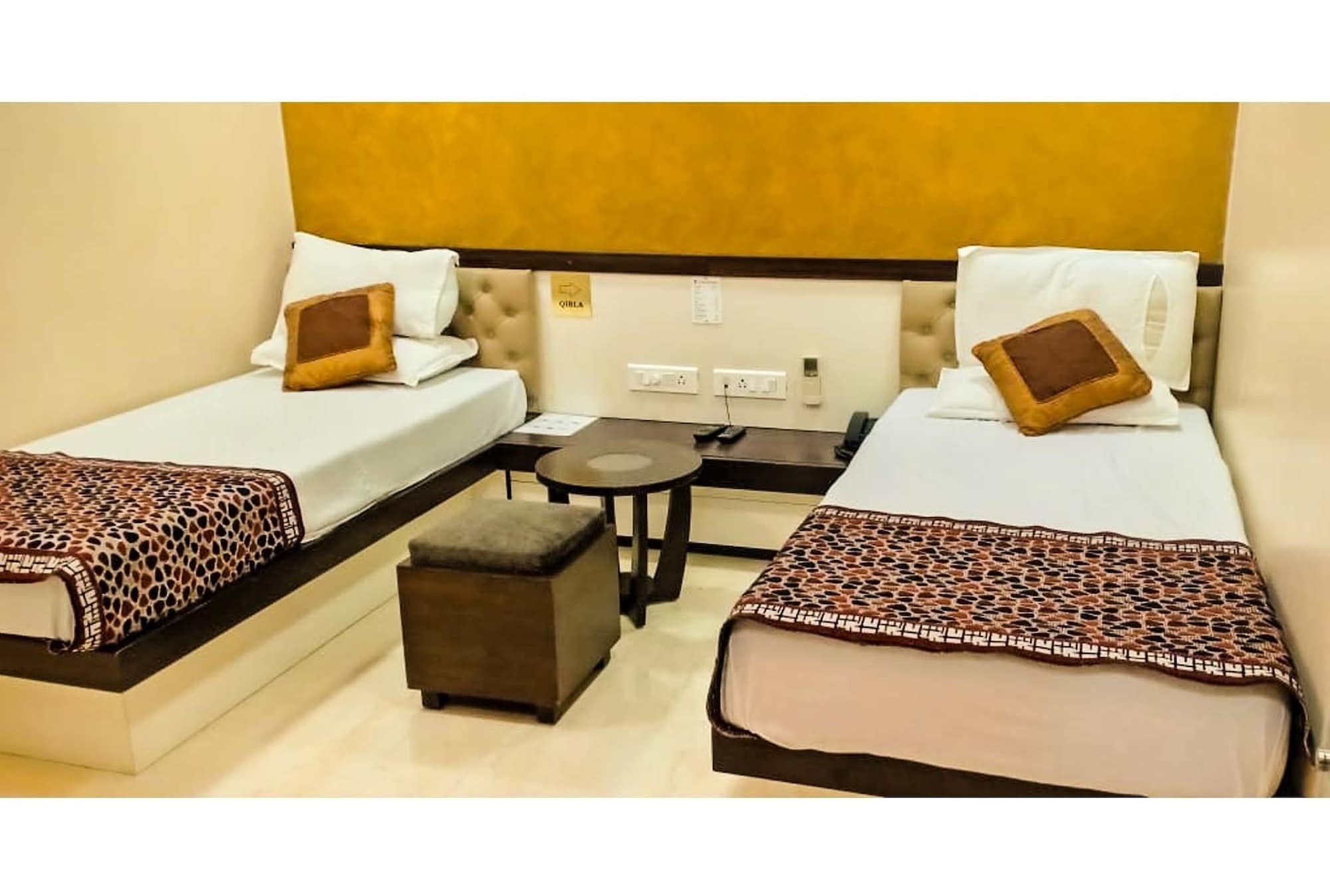 Colaba Suites 