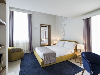 Relais San Giuliano Guestroom
