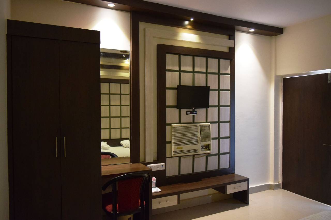 Ritumbraha Hotel & Resort 