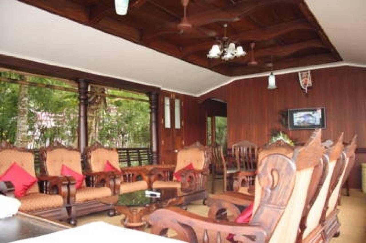 Guesthouser 3 Bhk Houseboat 9f4e 