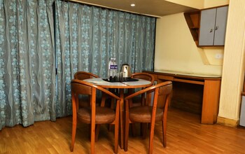 Lofty Seasons Service Apartments Hotel Interior