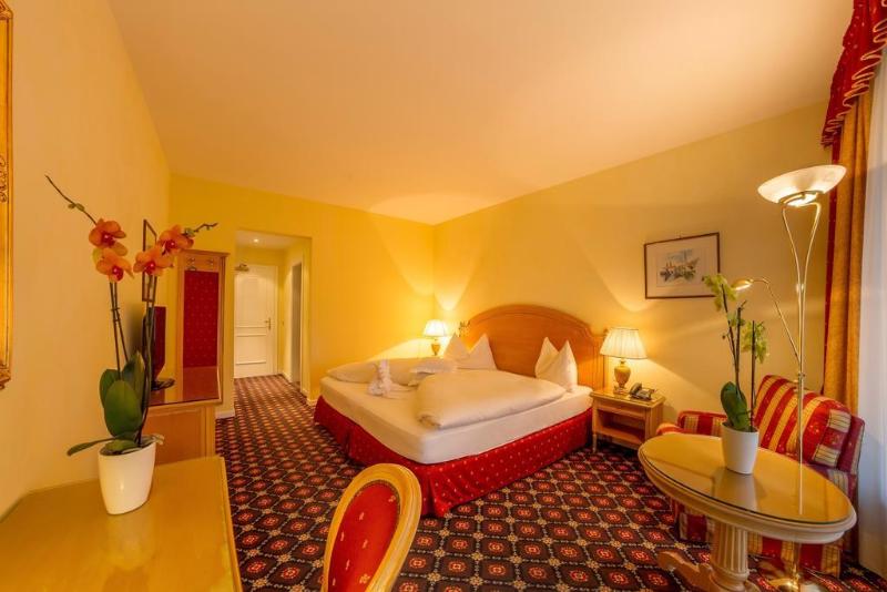 Alpine City Wellness Hotel Dominik Room