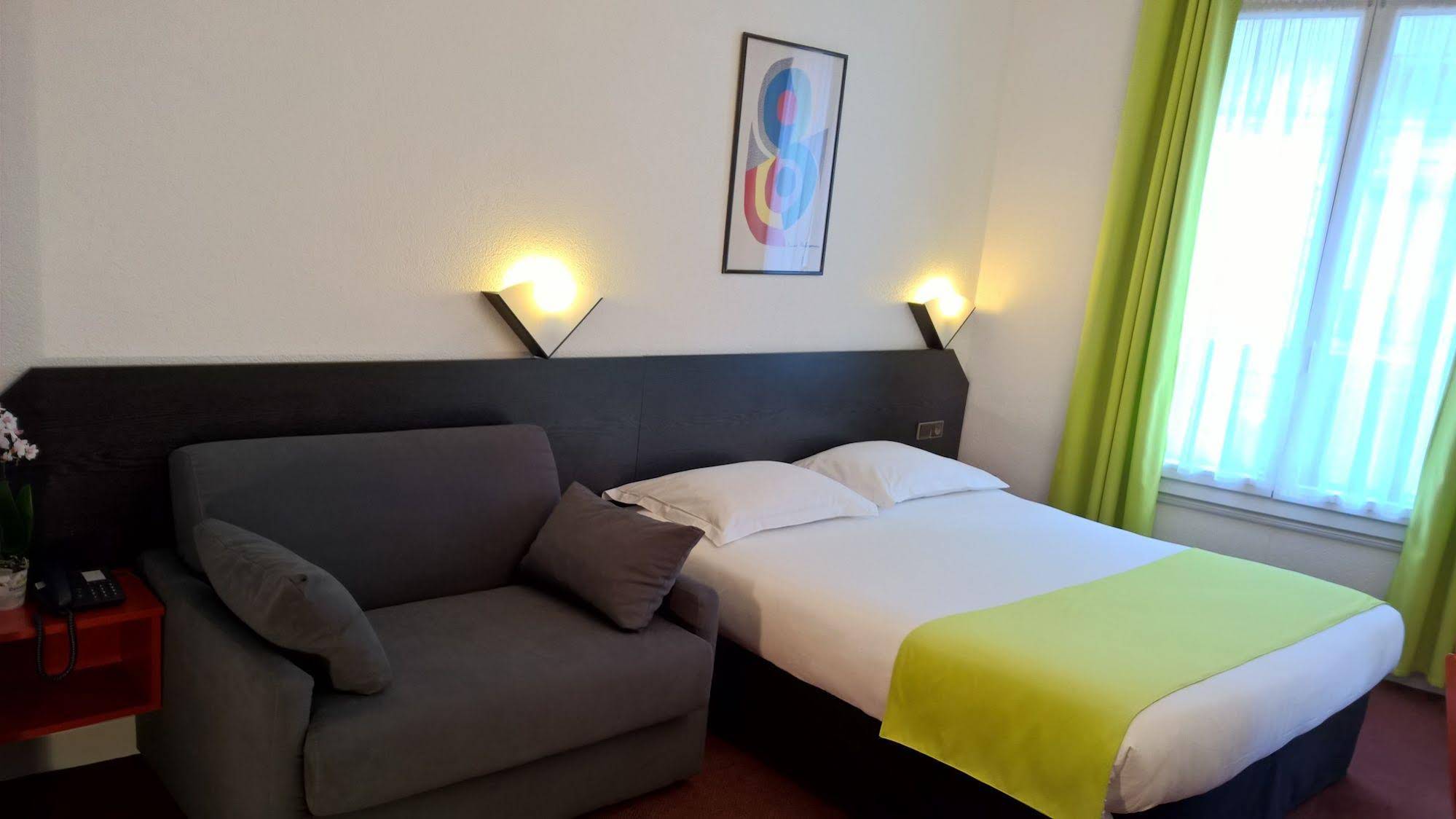 Boulogne Résidence Hotel (بولوگن رéسیدنس هتل) 
