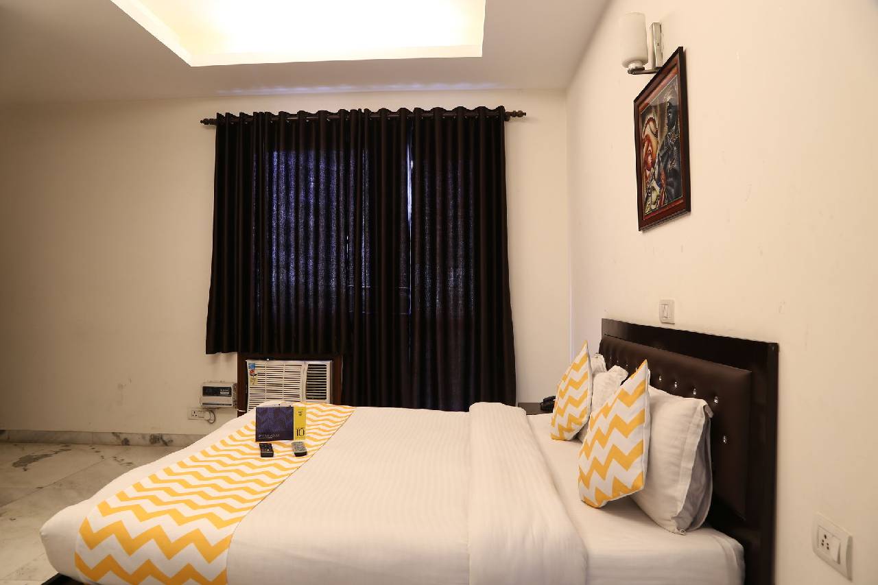 Fabhotel Aksh Palace Dlf Phase 2 