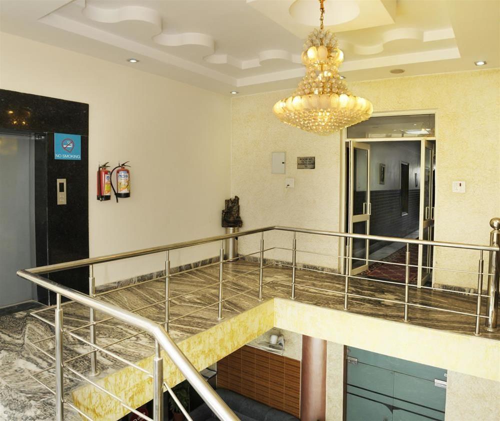 Oyo Rooms Fortis Hospital 