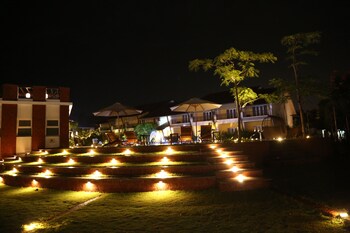 The Ocean Pearl Resort And Spa Outdoor Banquet Area