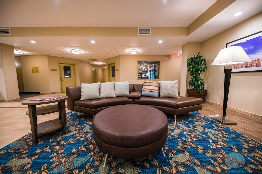 Candlewood Suites Fairbanks an IHG Hotel - photo 4