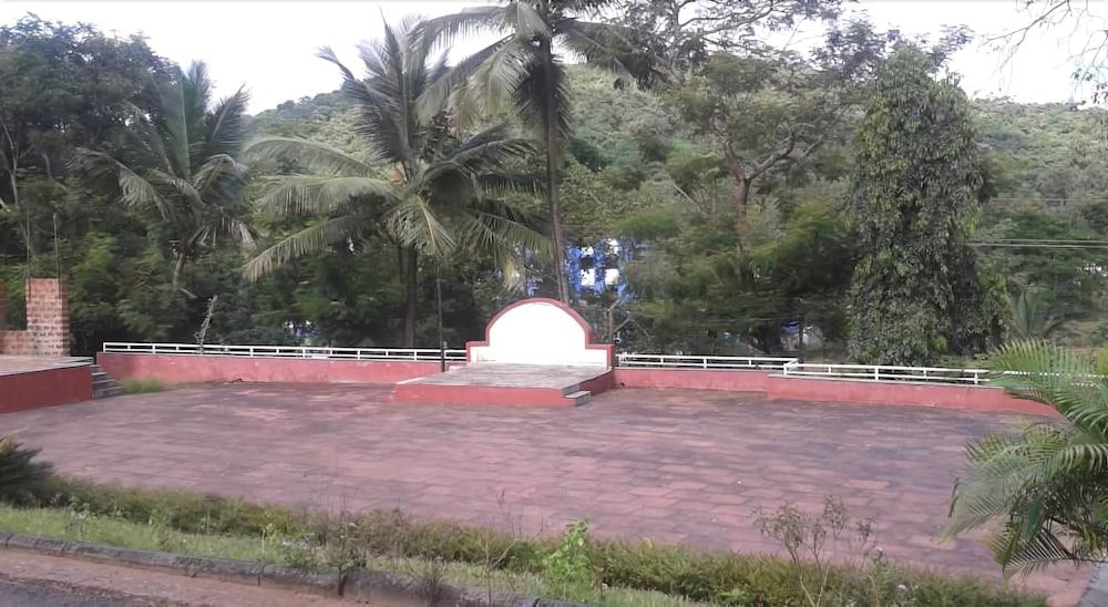 Farmagudi Hill Retreat 