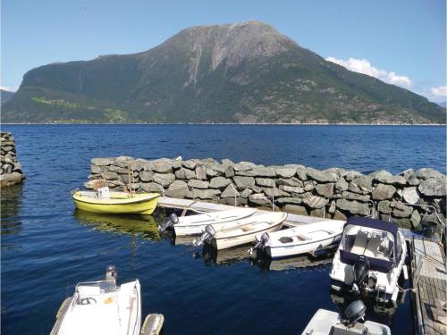 Holiday Home Utne Raaen Hytteutleige Ii 