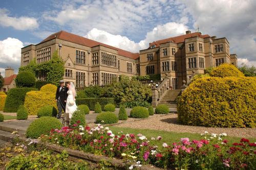 Fanhams Hall Hotel (فانهامس هال هتل) 