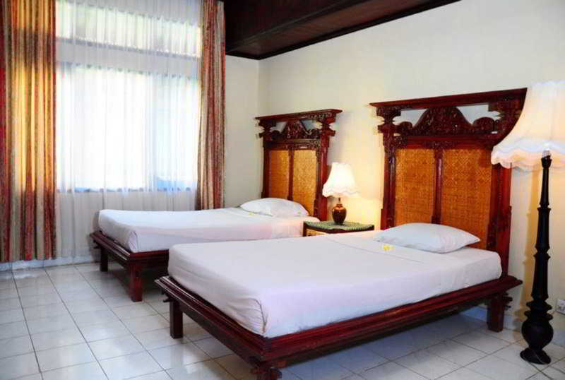 The Rishi Candidasa Beach Room