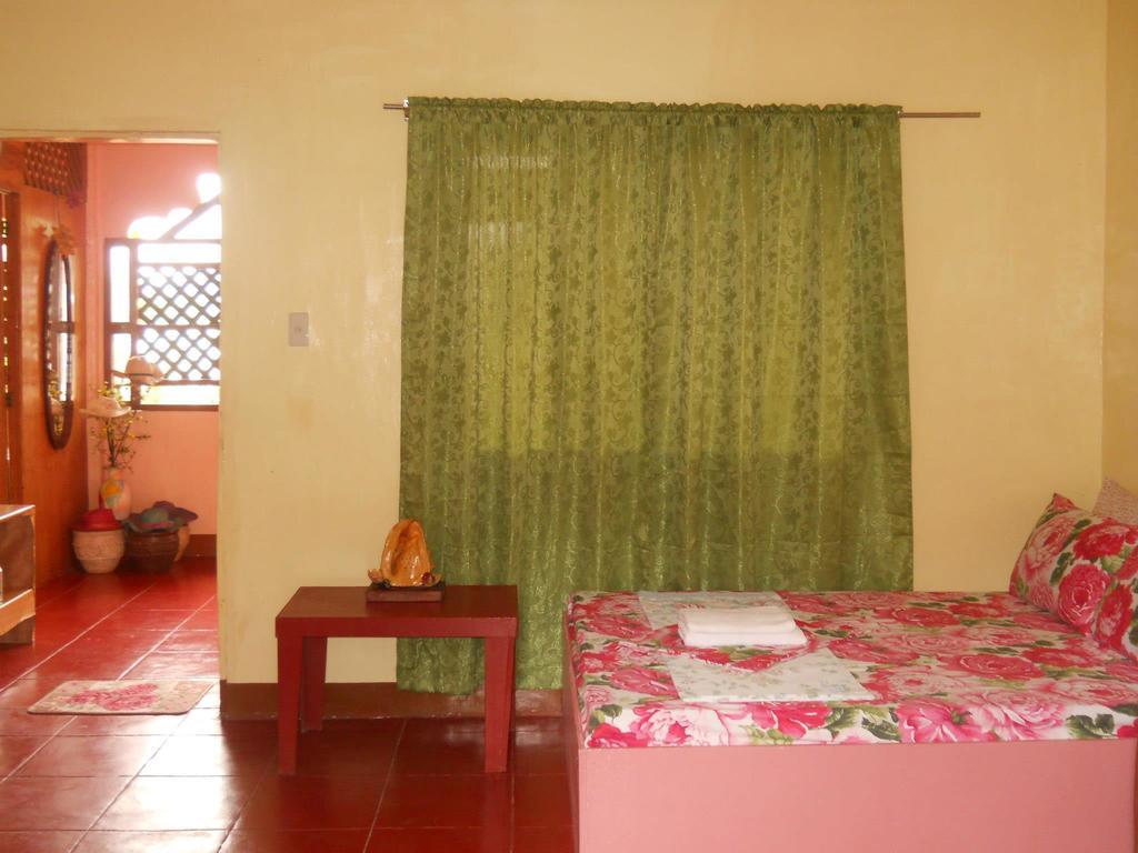 Lagrosa Backpackers 