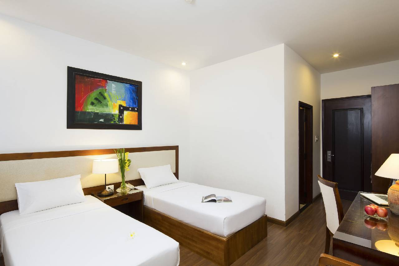 Starlet Hotel 