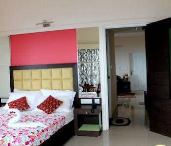 Teamount Suites 