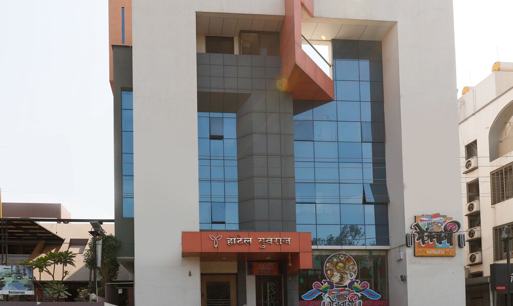 Treebo Yuvraj Hotel Front