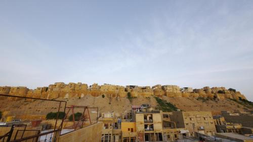 Hotel Roop Mahal 