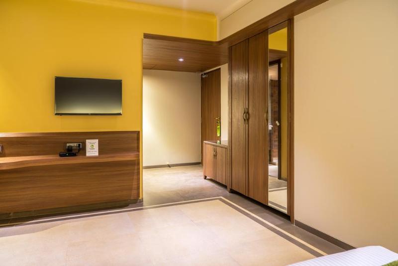Treebo Olive Nest Room