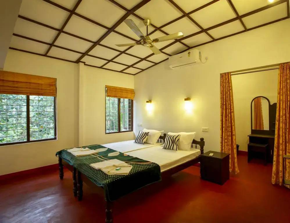 Marari White Home 