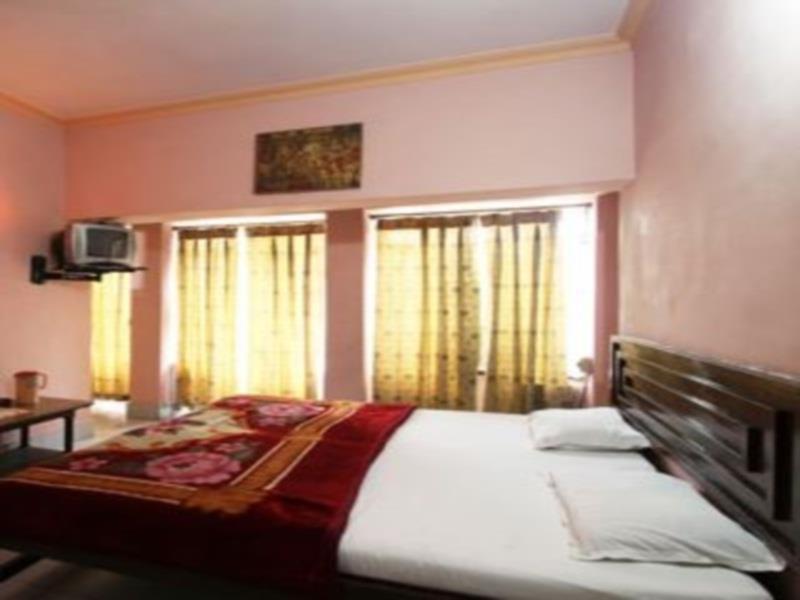 Hotel Paradise Guest House 