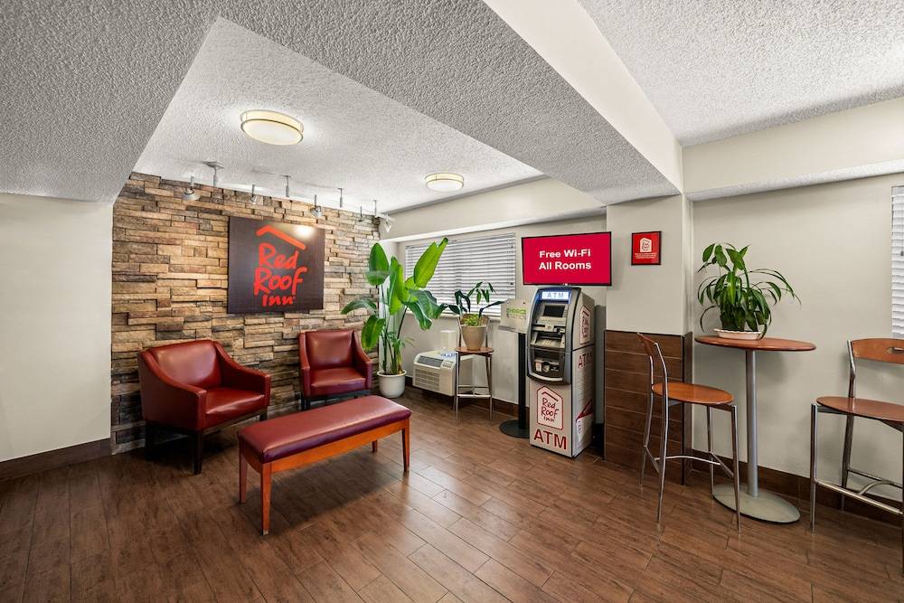 Red Roof Inn Dallas DFW Airport North - photo 3