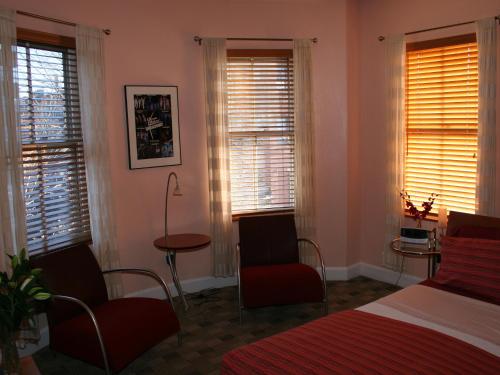 Encore Bed & Breakfast 