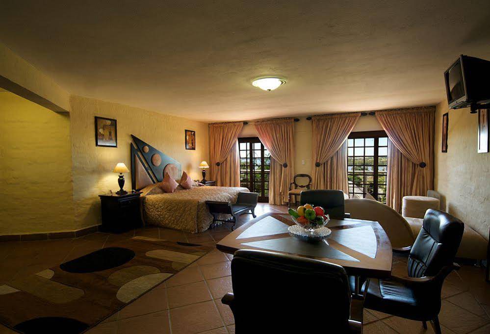 Vaalnest Boutique Hotel 