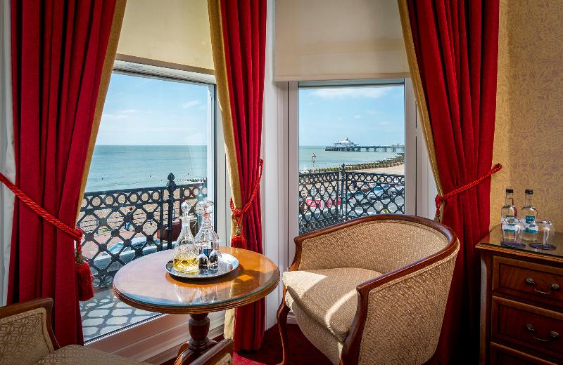 Langham Hotel (لانگهام هتل) Room
