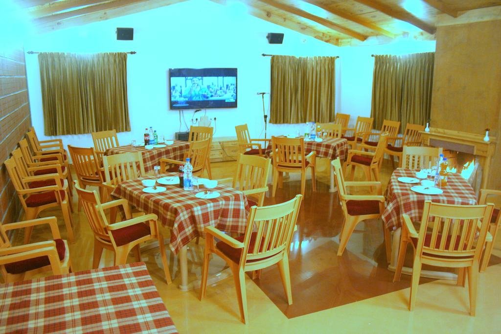 Altius Nest Hotel 
