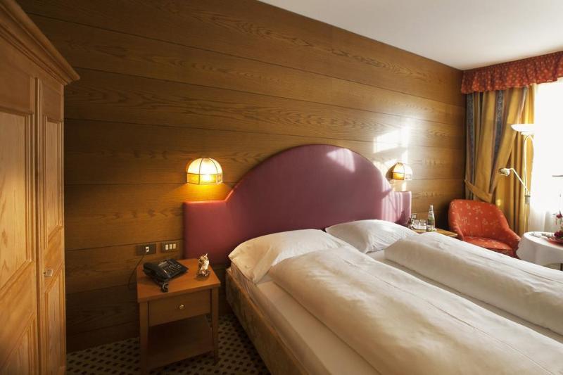 Alpine City Wellness Hotel Dominik Room