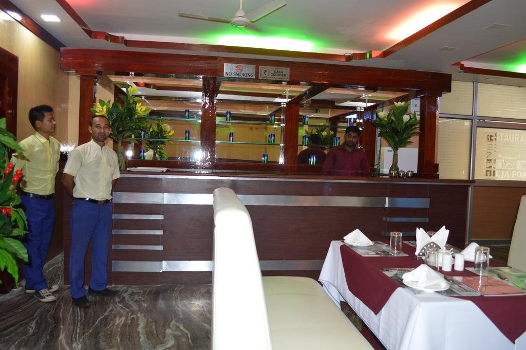 Hotel Theja Fort 