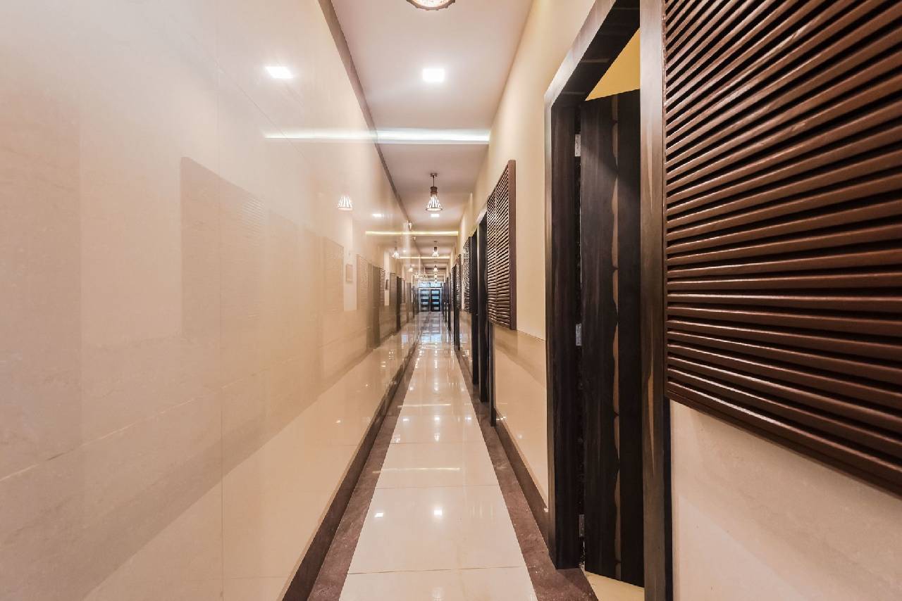 Oyo 7879 Golden Tulipz Boutique Hotel 