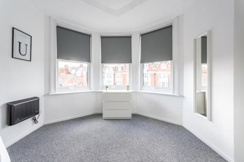 Hamlet Point 5 Bed Apartment 