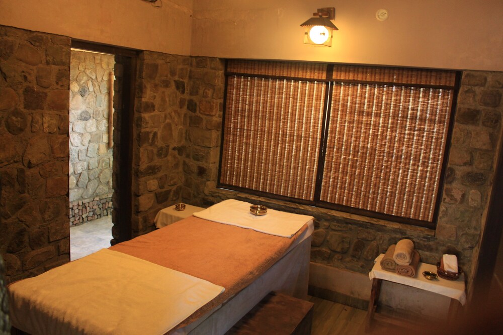 Iris Resort And Spa Spa