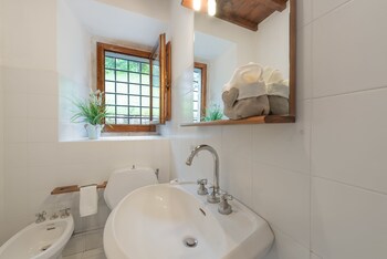 Agriturismo Casa Passerini A Firenze Bathroom