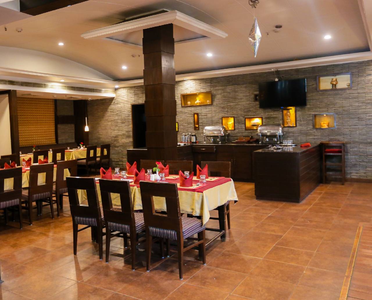 Millennium Hotel 