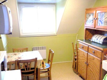 Apartment Rue De Kembs 5 Featured Image