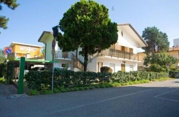 Appartamenti Sabina Bibione Centro Guestroom