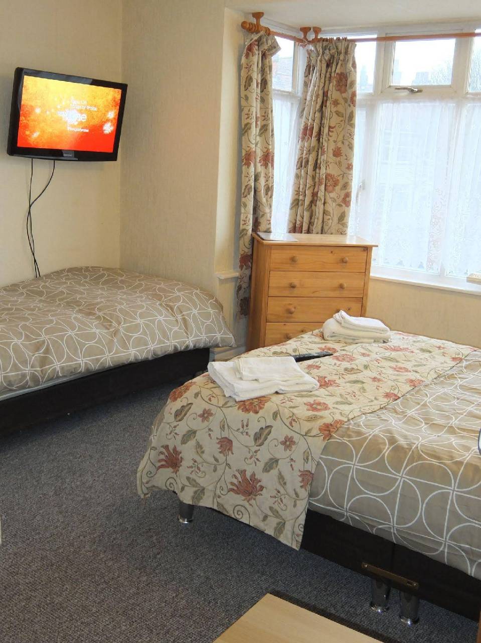 The Monsell Hotel ( مونسل هتل) 