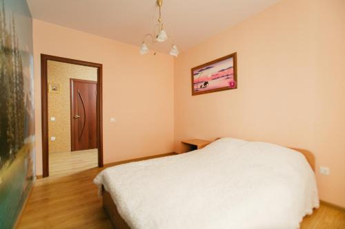 Apartment Gorkogo 20 Apt45 